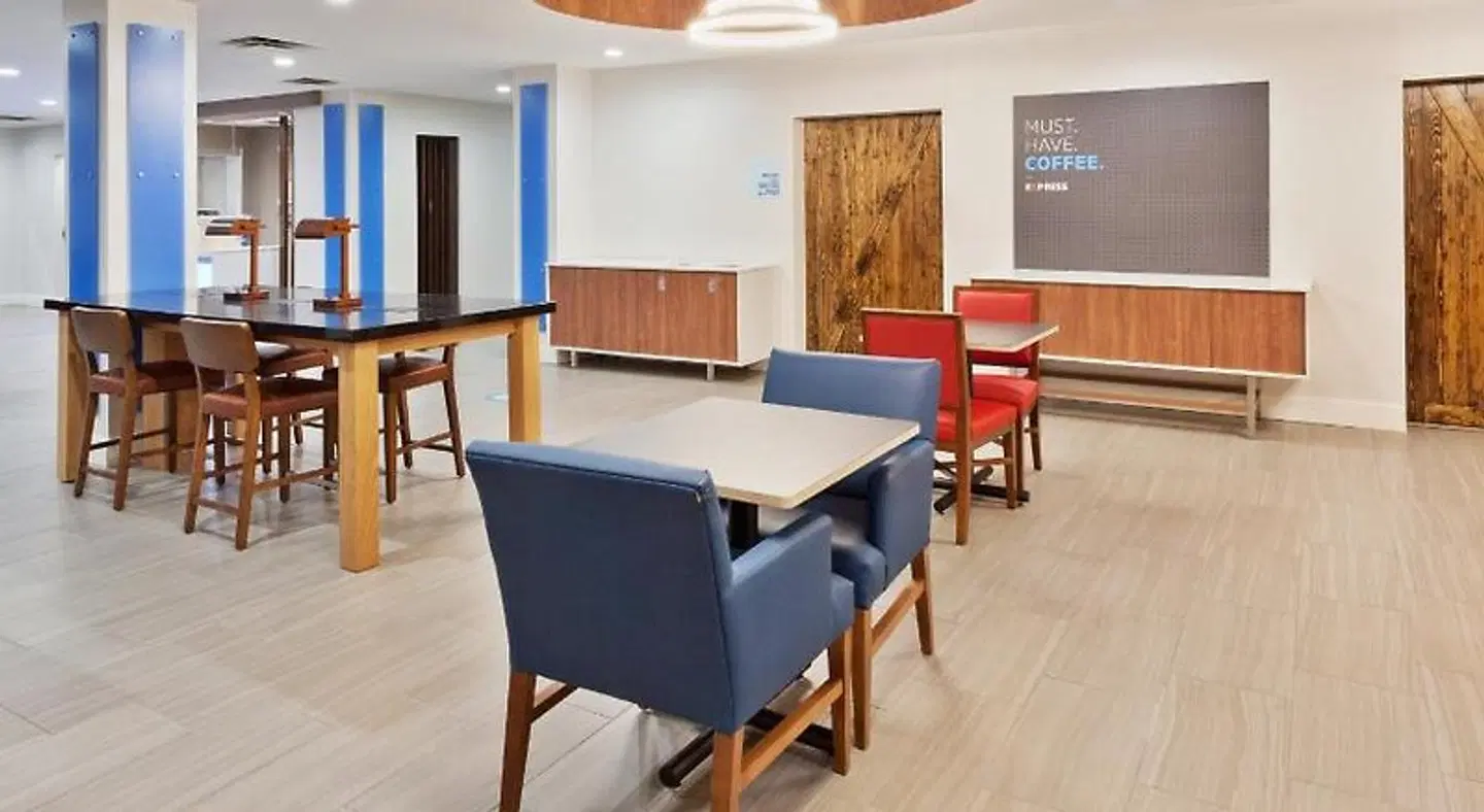 Holiday Inn Express & Suites Rome by IHG Konferenz