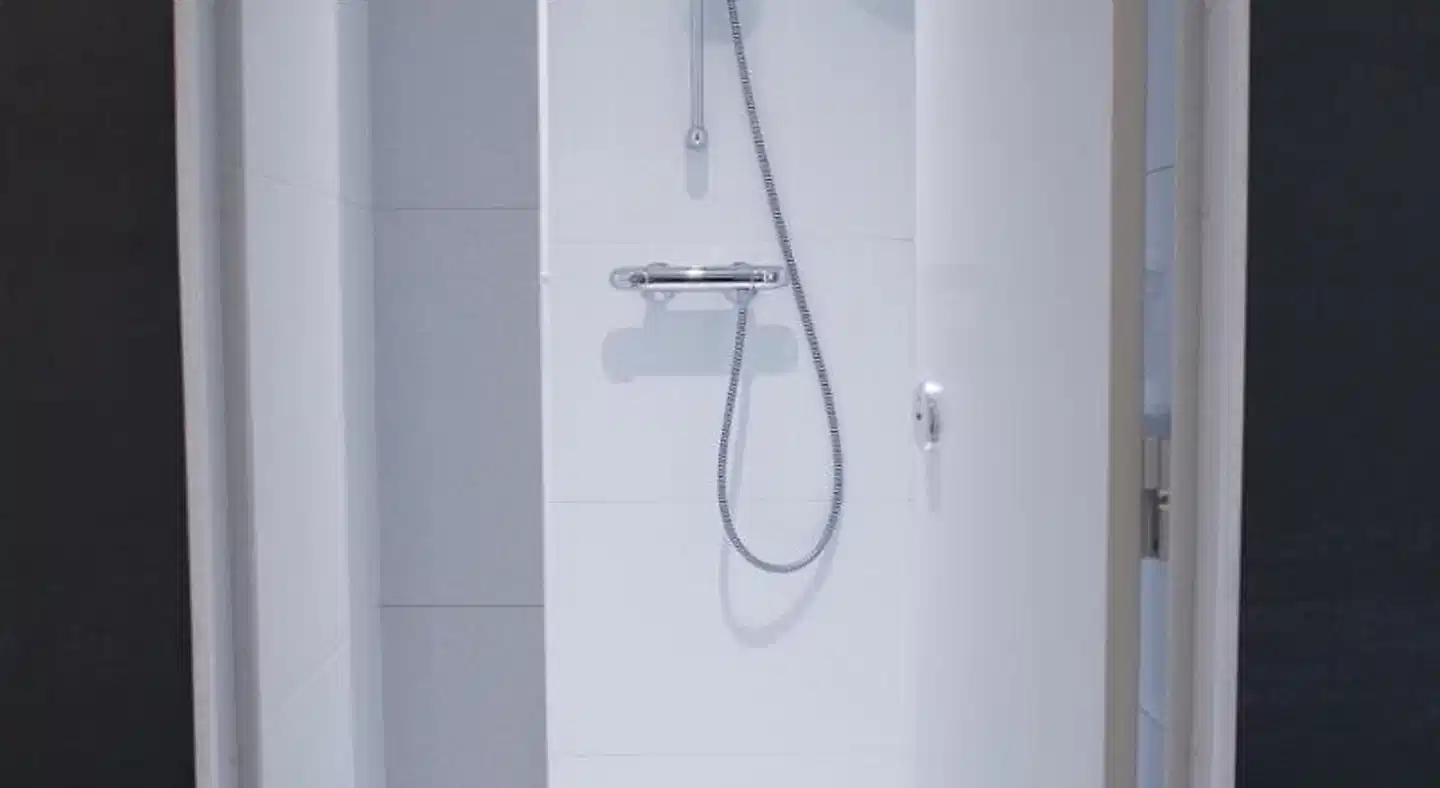 St Christopher's Inn Edinburgh Original Badezimmer