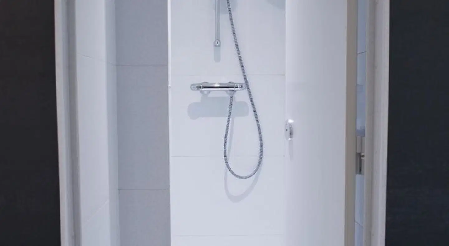 St Christopher's Inn Edinburgh Original Badezimmer