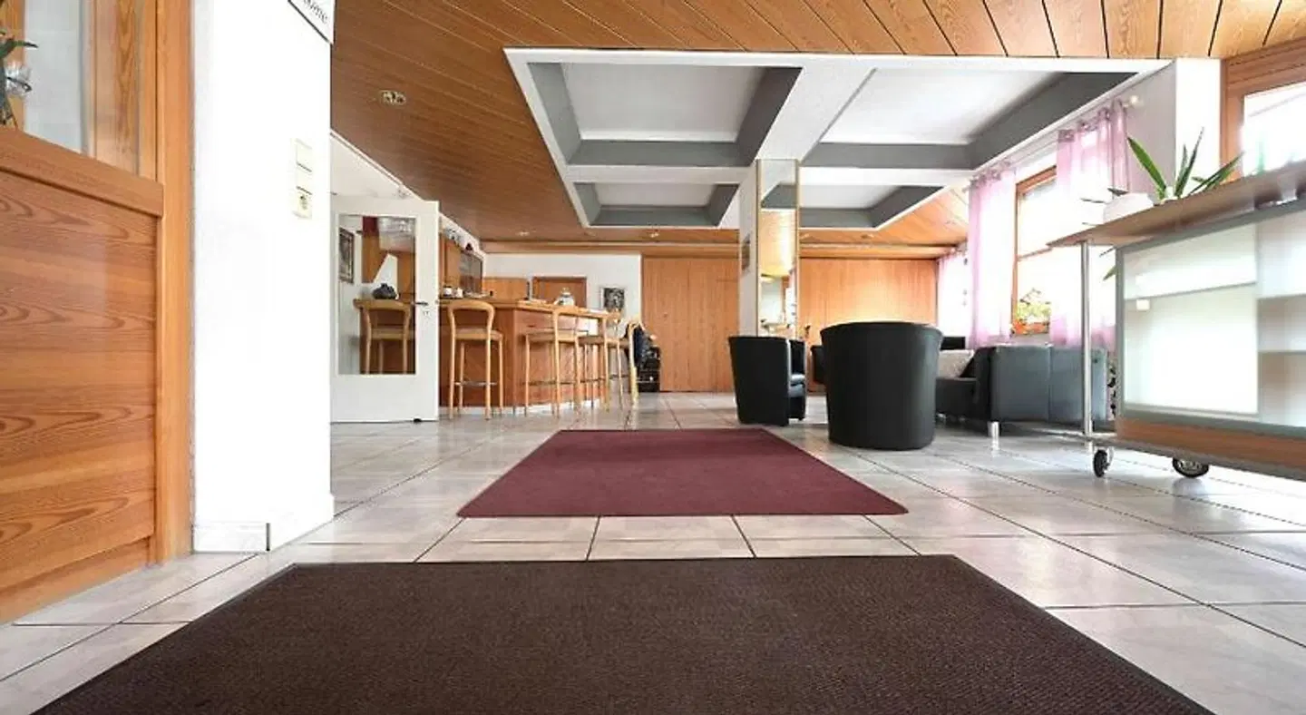 Hirsch LOUNGE_LOBBY