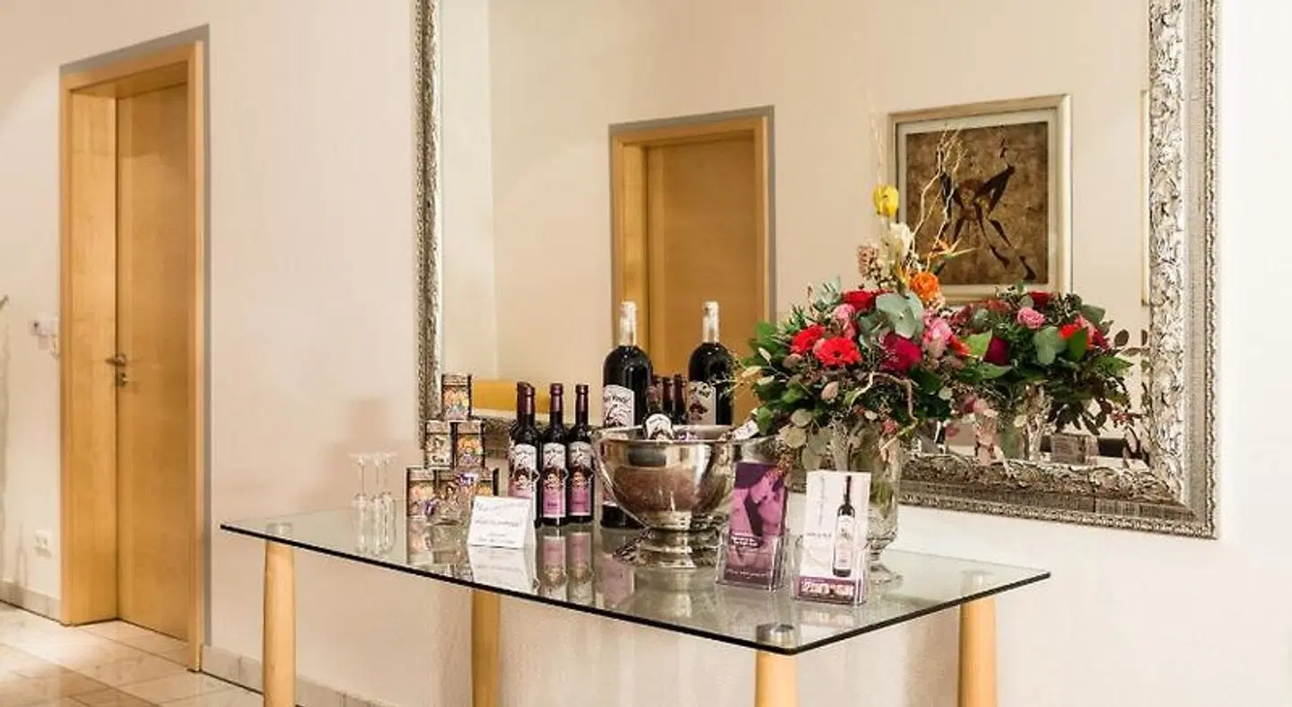 Wuschl Lounge Restaurant