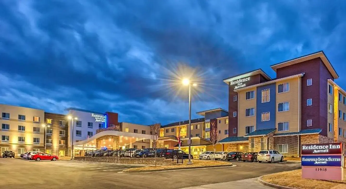 Residence Inn by Marriott St. Louis Westport EXTERIOR