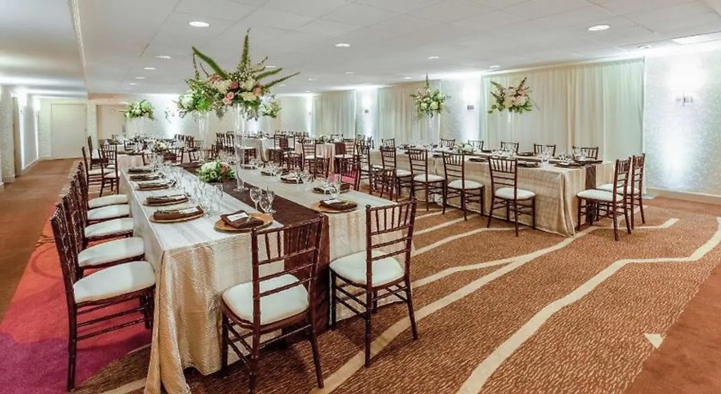 Hilton Garden Inn Pittsburgh University Place Restaurant