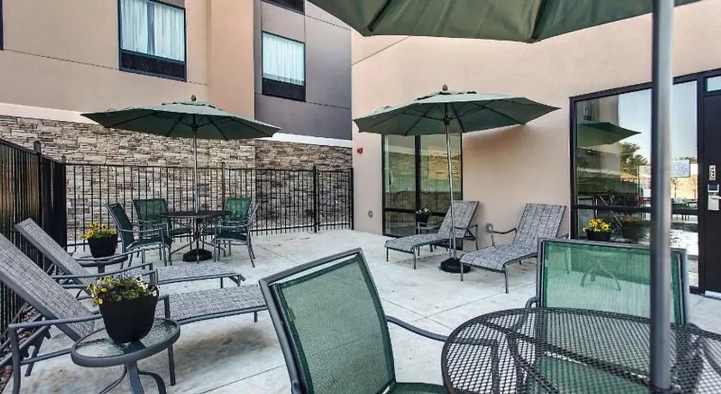Hampton Inn & Suites Wichita/Airport Terrasse