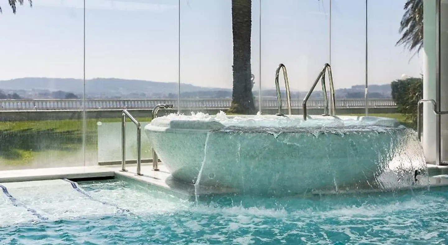 Gran Hotel La Toja Hallenbad