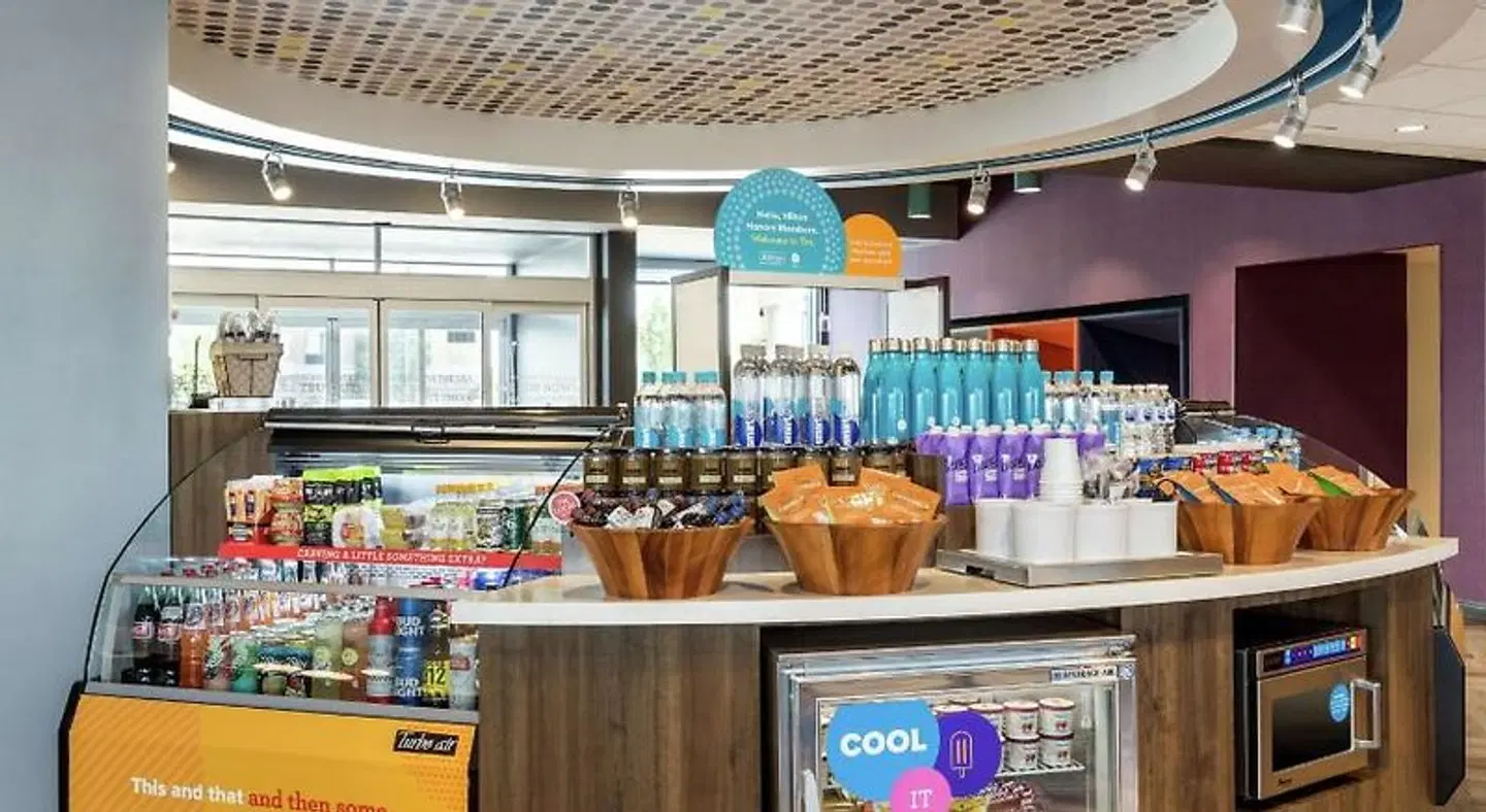 Tru by Hilton Wichita Northeast Restaurant