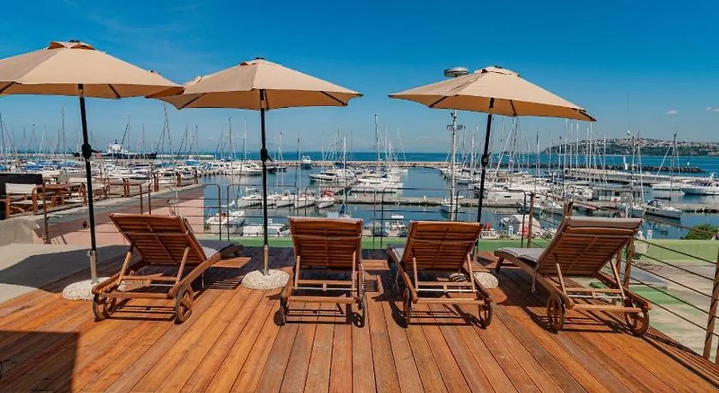 B&B L'Isola Del Postino Terrasse
