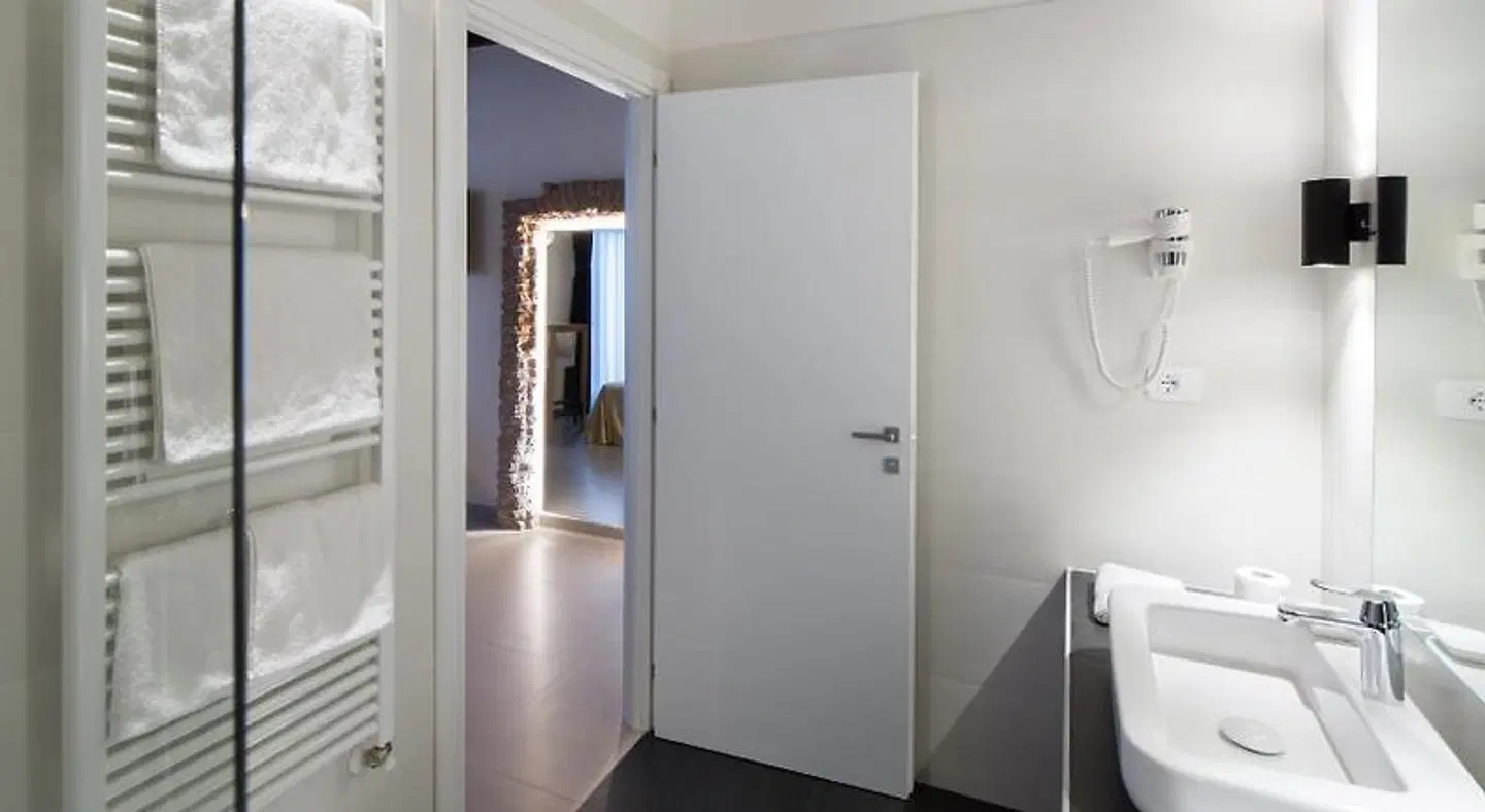 Studio 27 ROOM_EXAMPLE