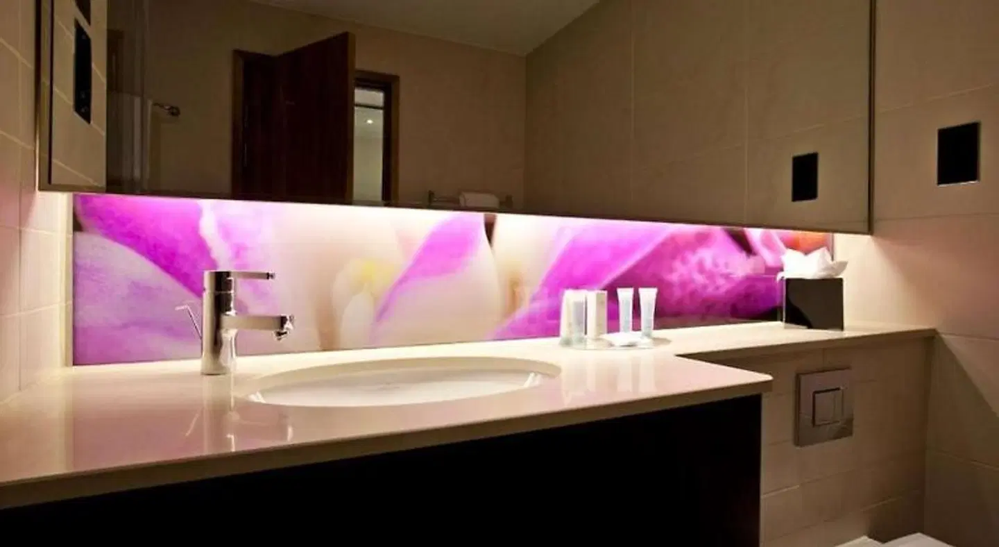 Hilton London Heathrow Airport Terminal 5 HEALTH_BEAUTY