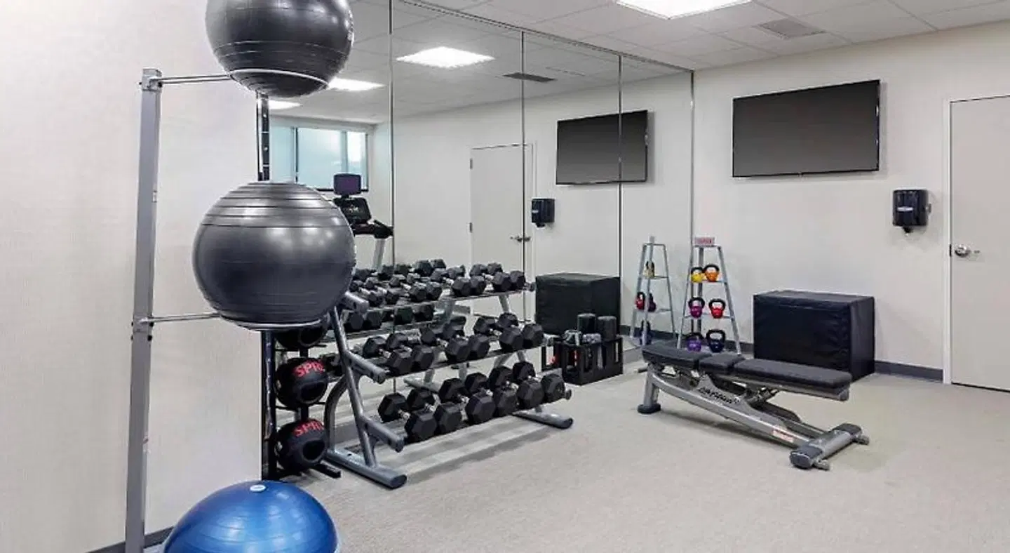 SpringHill Suites by Marriott Kansas City Plaza SPORTS_AND_LEISURE