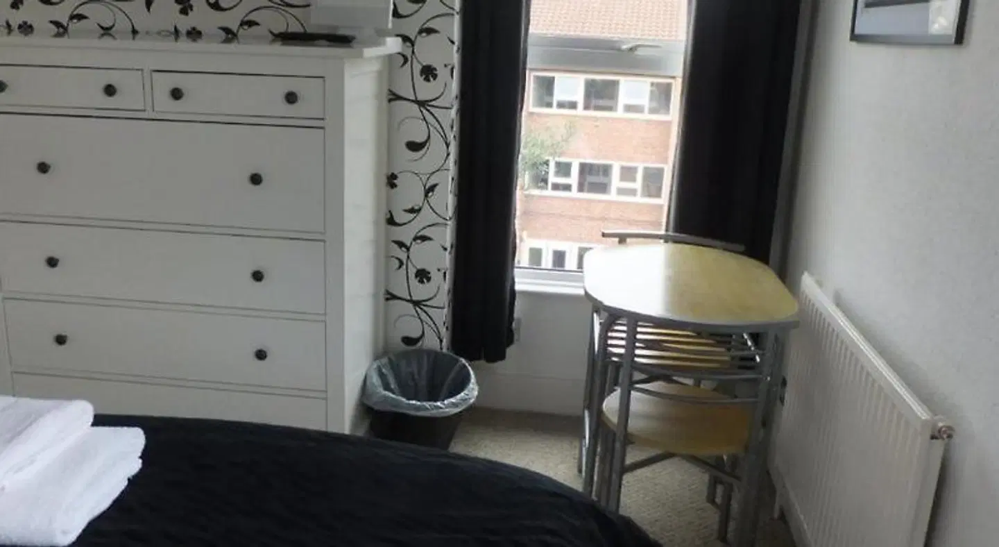 Grove Guest House Badezimmer