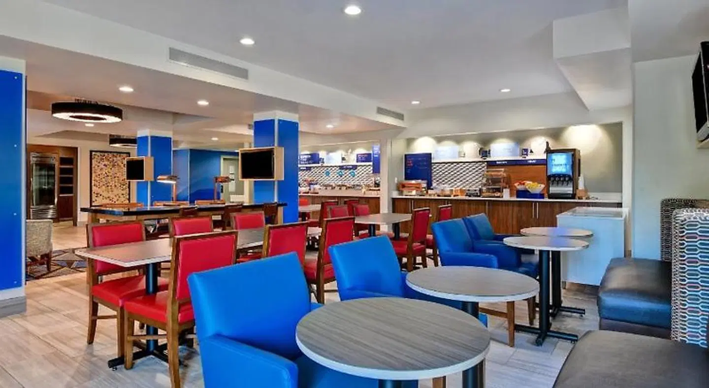 Holiday Inn Express & Suites Anderson-I-85 (Hwy 76, Ex 19b) by IHG LOUNGE_LOBBY