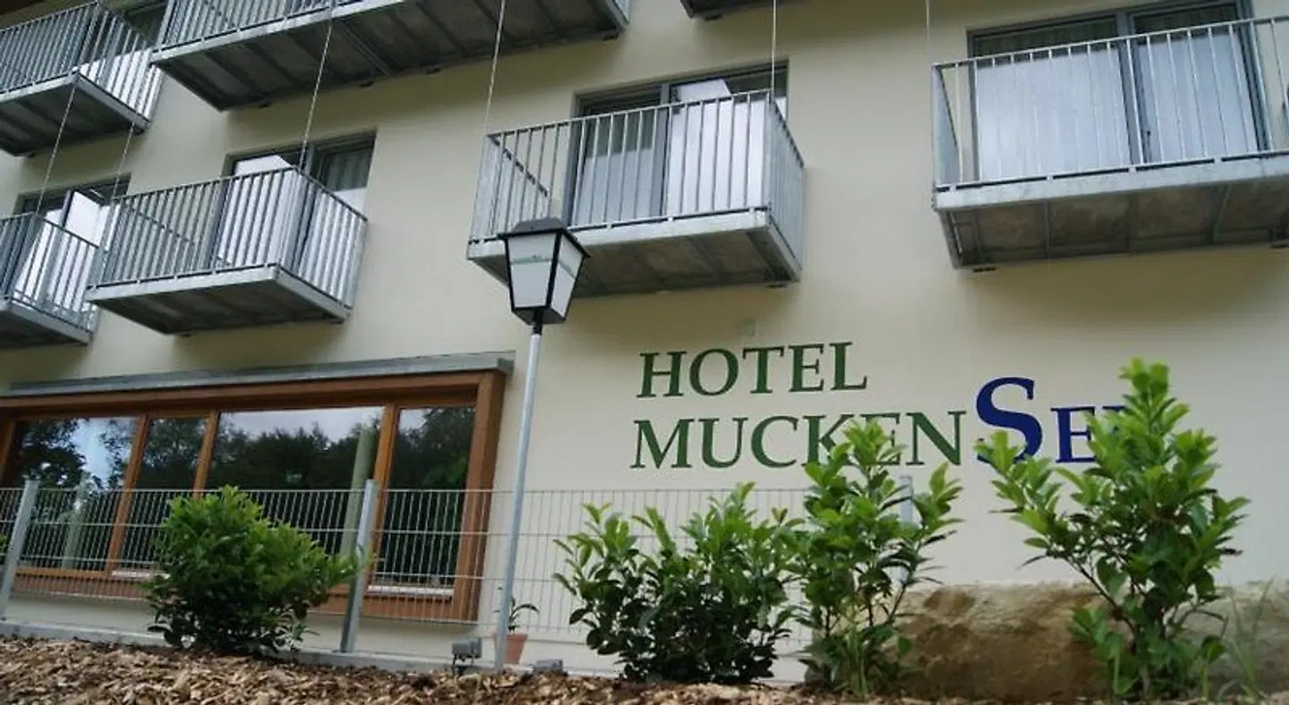 Hotel Restaurant Muckensee EXTERIOR