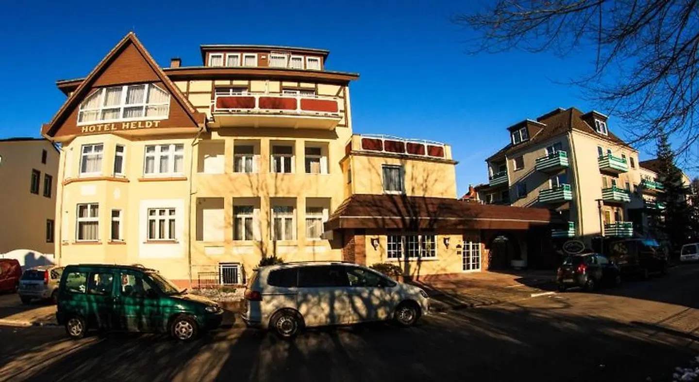 Heldt EXTERIOR