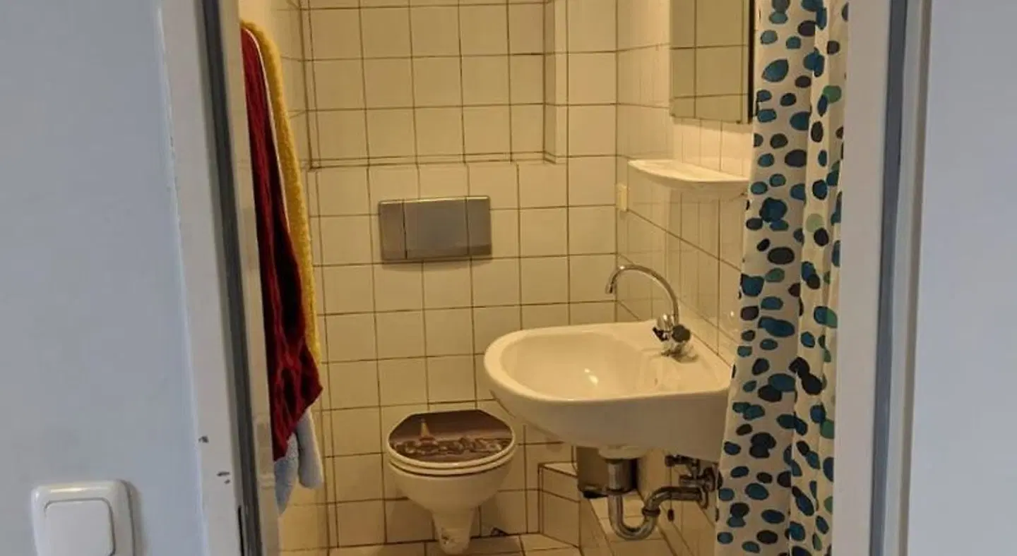Ruhrtropolis Hostel Badezimmer