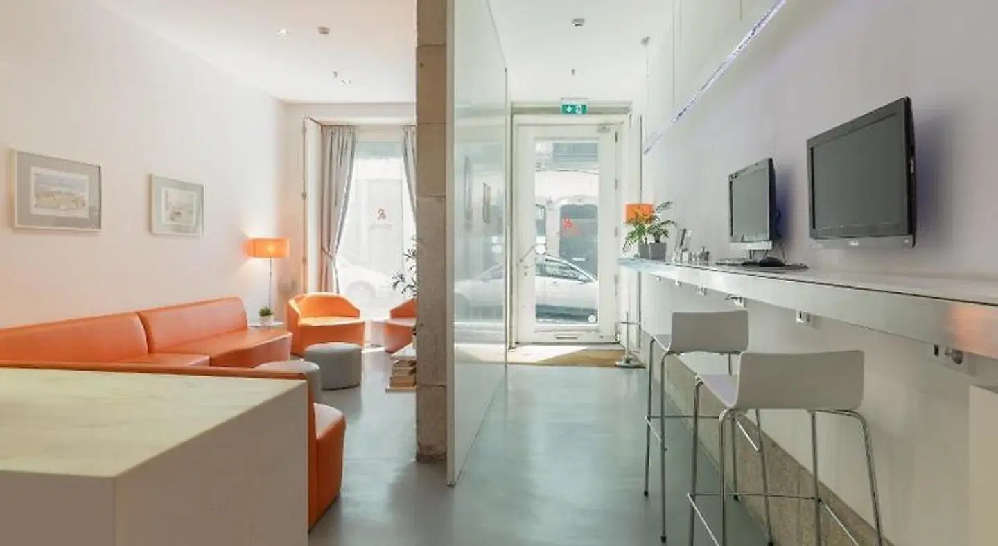 Porto Lounge Hostel & Guesthouse Bar