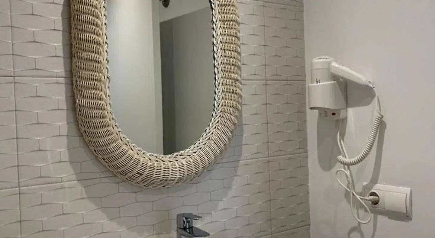 Hostal Alisol Boutique Marbella Badezimmer