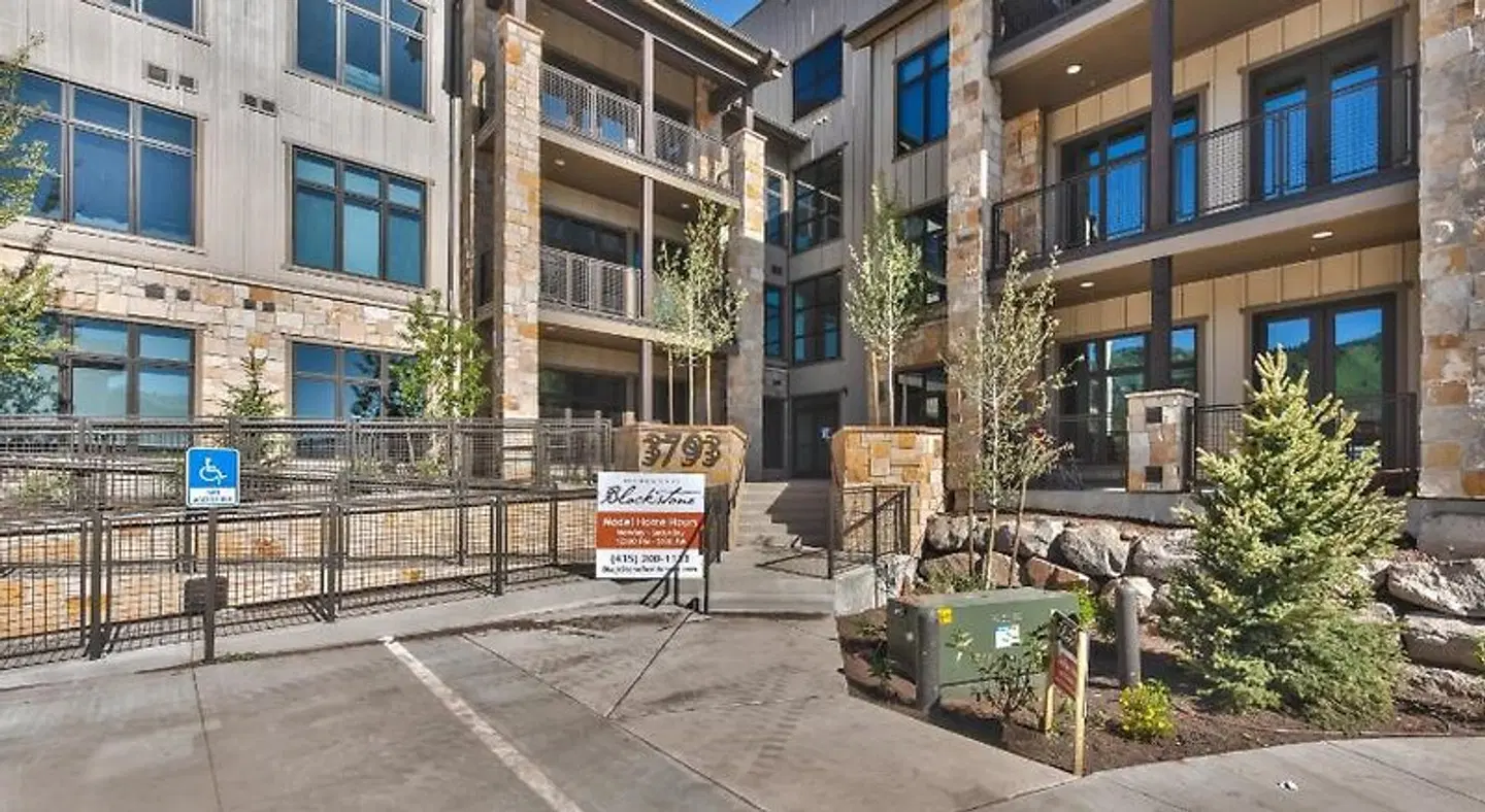 Blackstone by Canyons Village Rentals EXTERIOR
