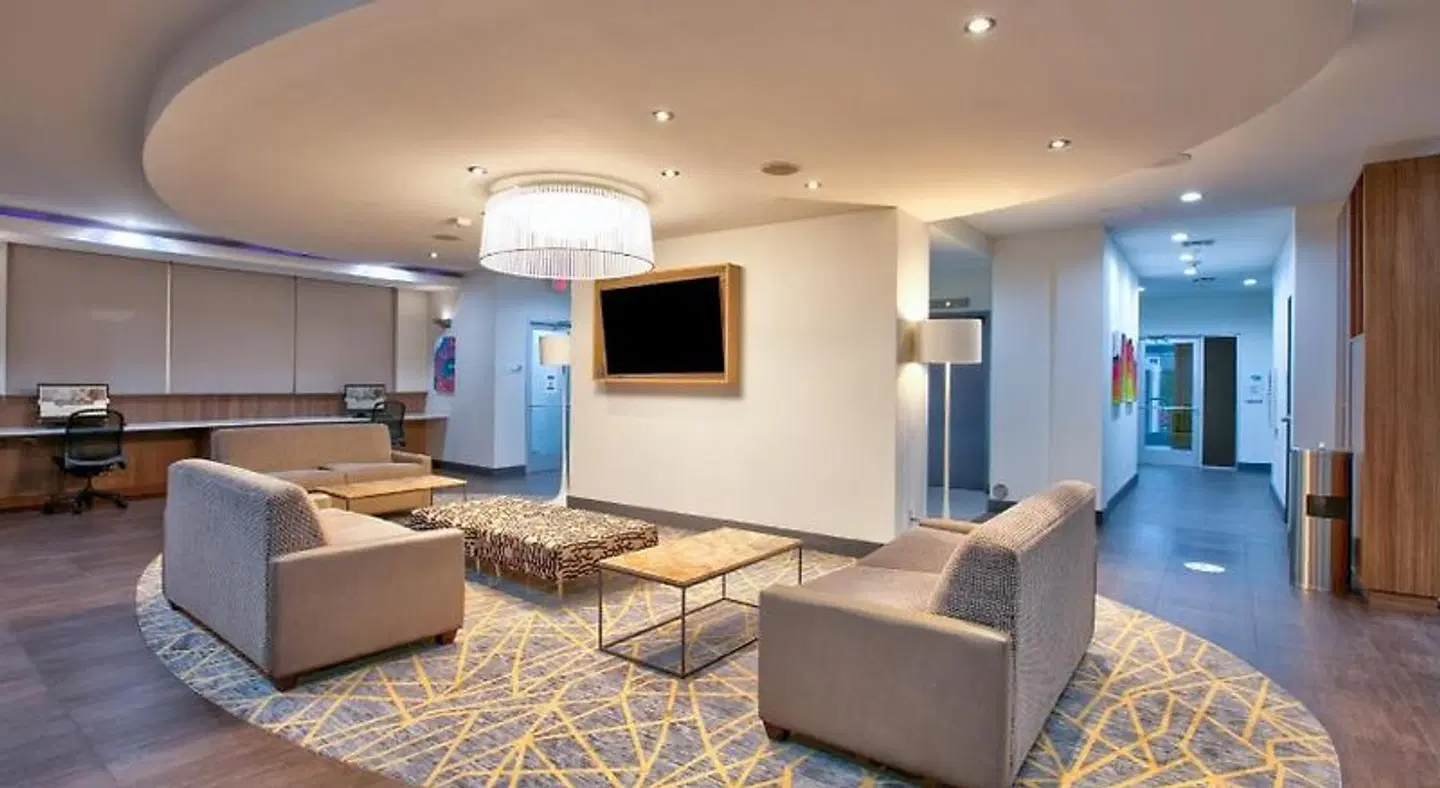 Holiday Inn Dallas - Fort Worth Airport South by IHG LOUNGE_LOBBY