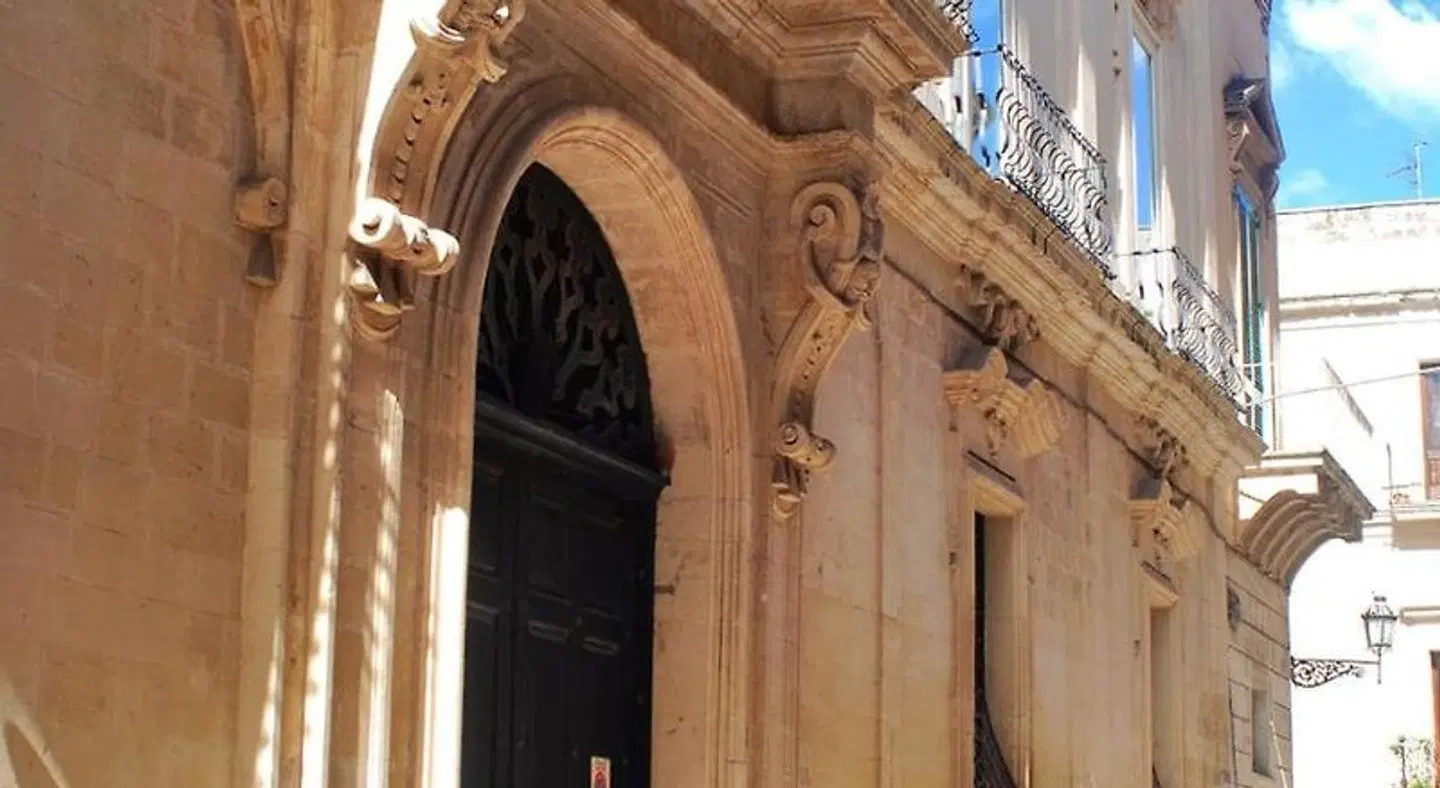 Palazzo Bozzi Corso by La Fiermontina EXTERIOR