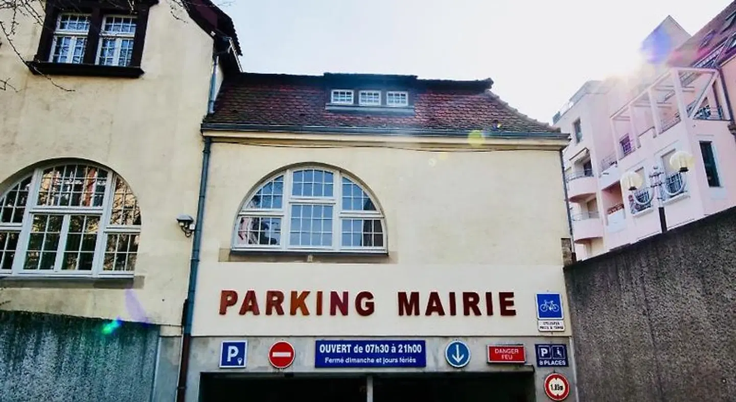 CHAMBRE DU MONDE EXTERIOR
