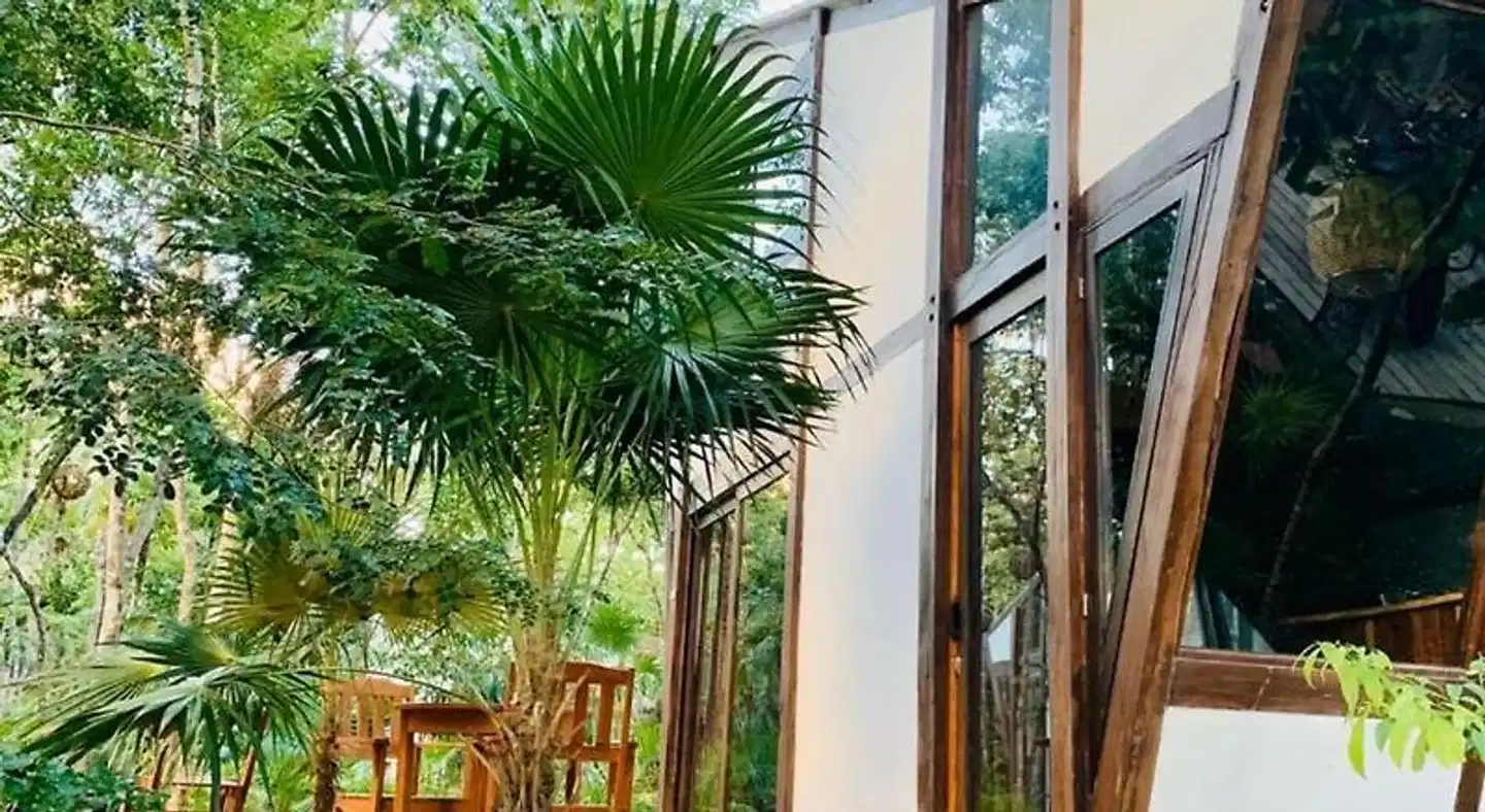 Nahouse Jungle Lodges Aussenansicht