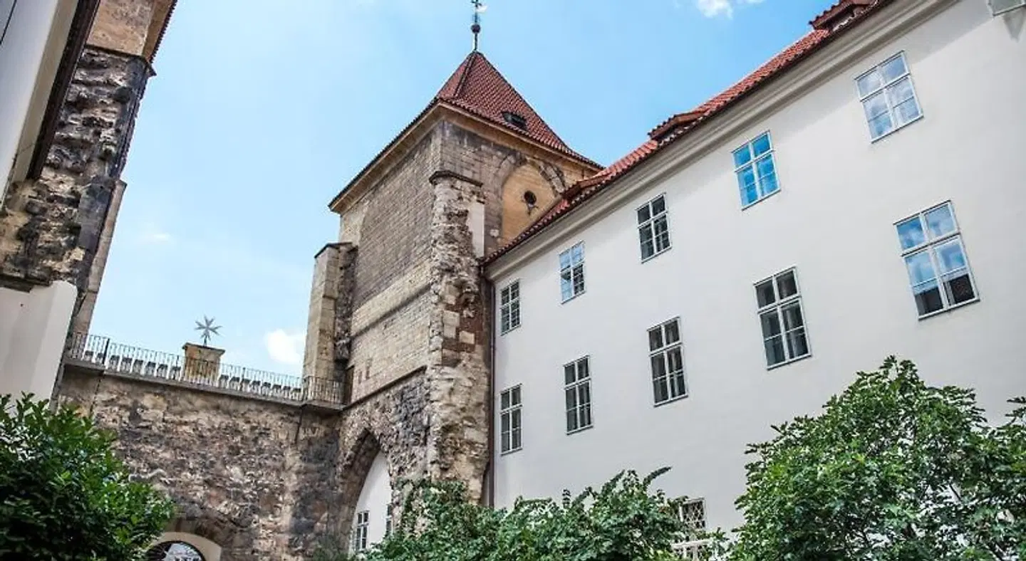 Lazenska N°4 EXTERIOR