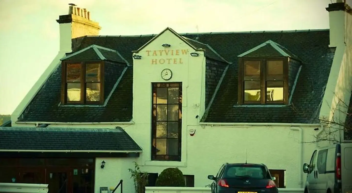 Tayview Hotel EXTERIOR