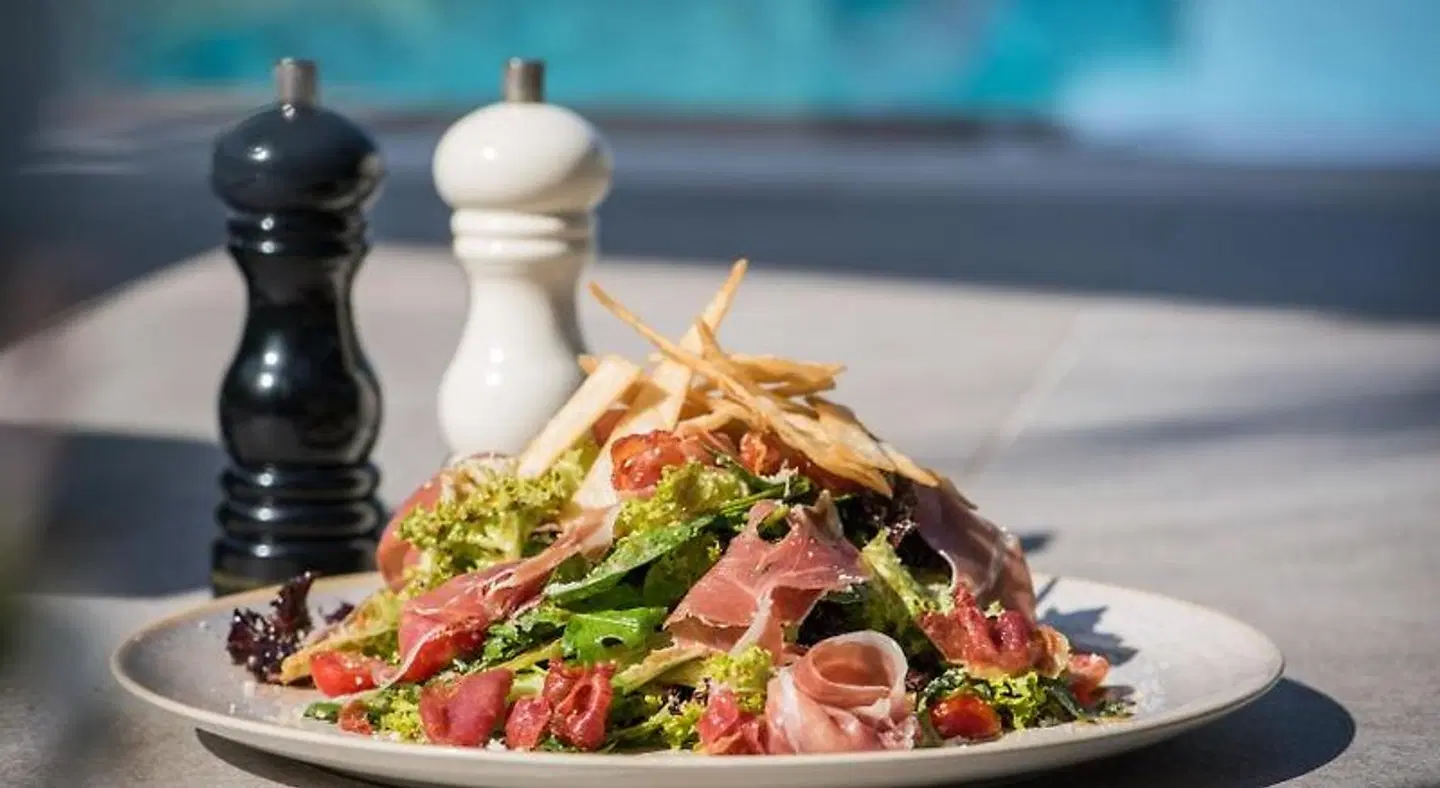 Riviera Beach Hotel Restaurant