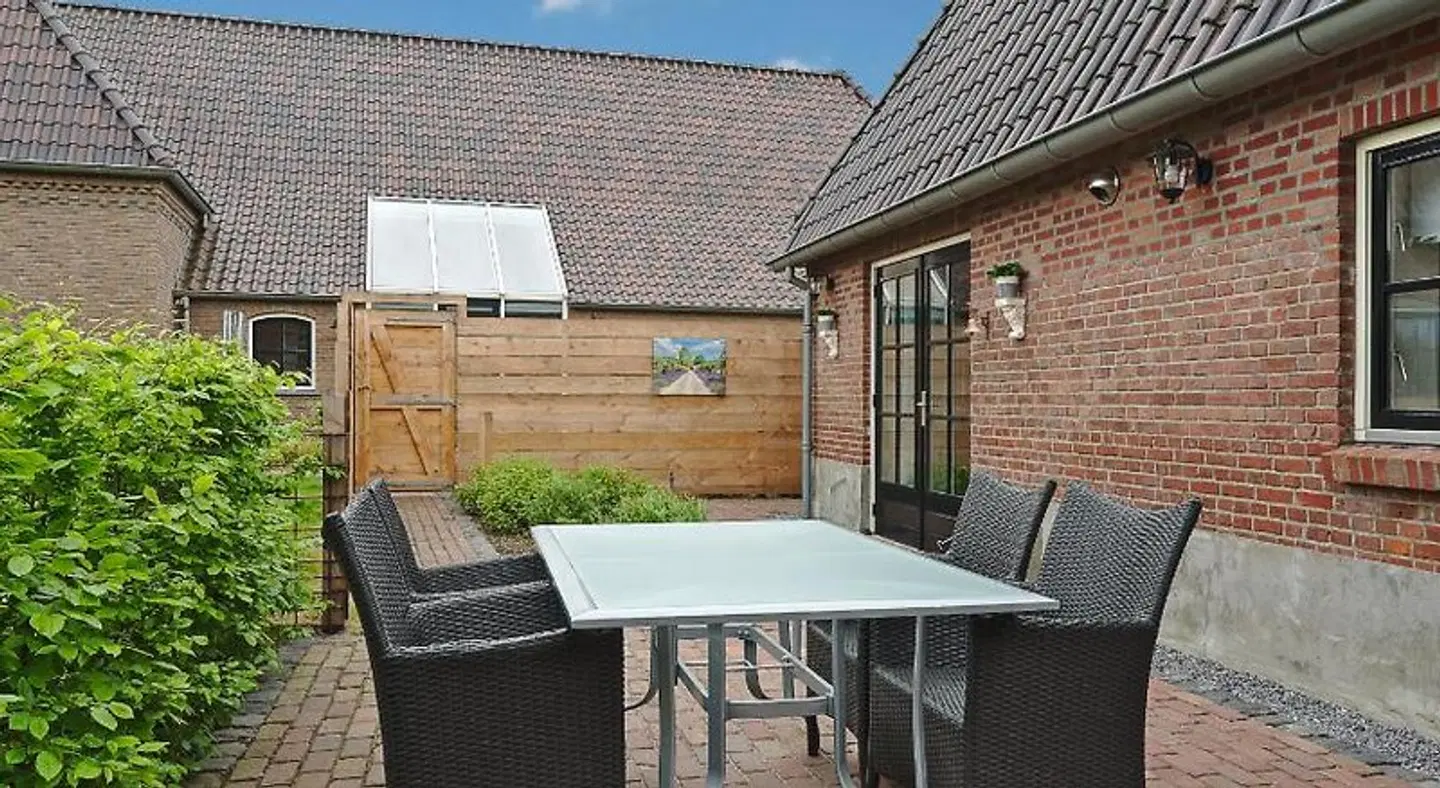 B&B d'n Uilenhof Haren Terrasse
