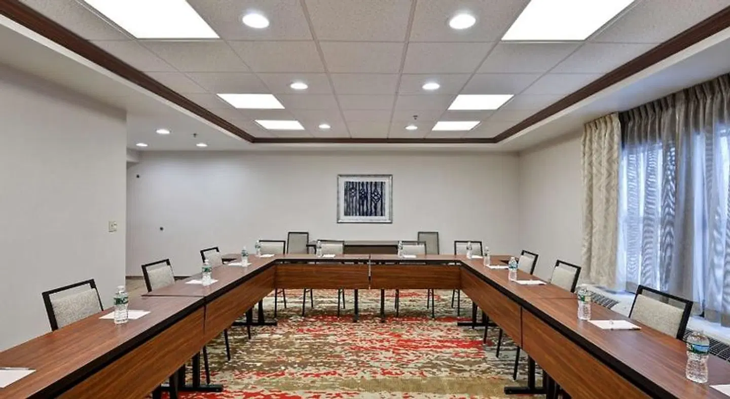 Hampton Inn Albany-Wolf Road (Airport) Konferenz