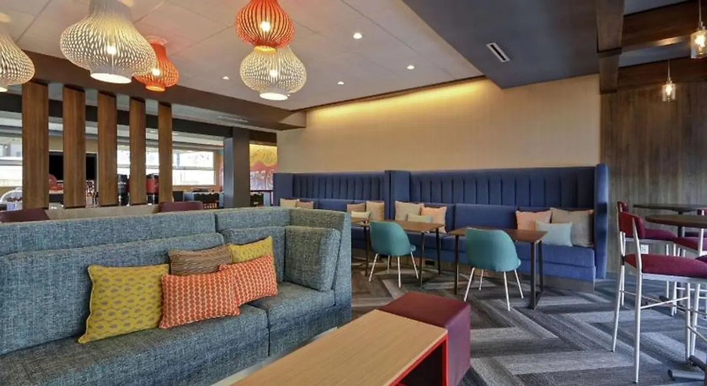 Tru by Hilton Fort Worth Fossil Creek LOUNGE_LOBBY