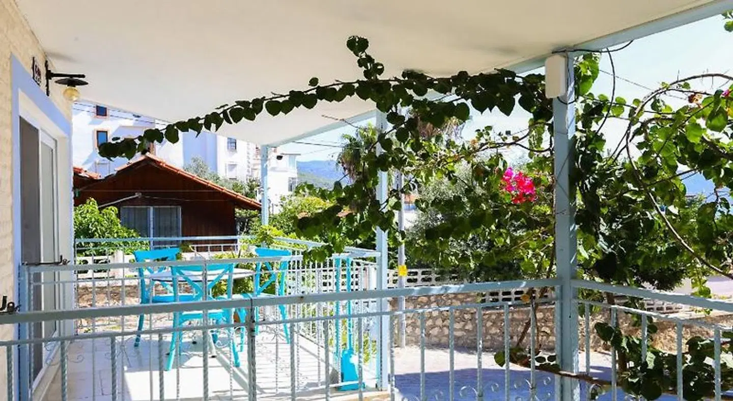Ceylan Boutique House Terrasse