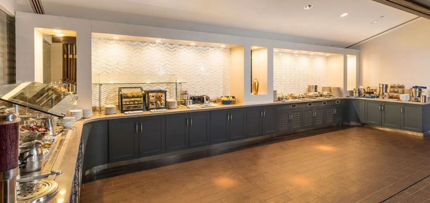 The Saratoga Hilton Restaurant
