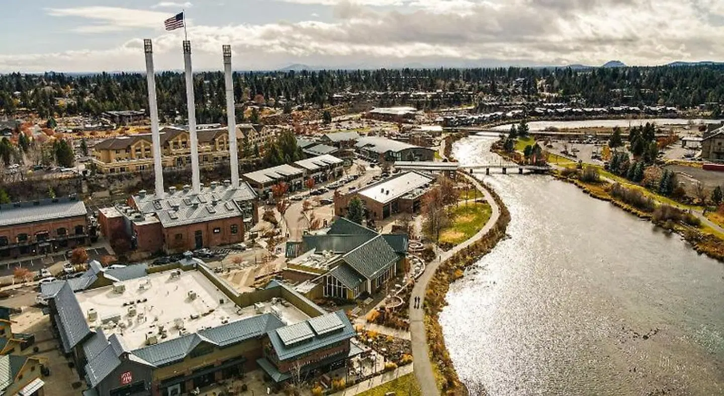 TownePlace Suites by Marriott Bend Near Mt. Bachelor Strand