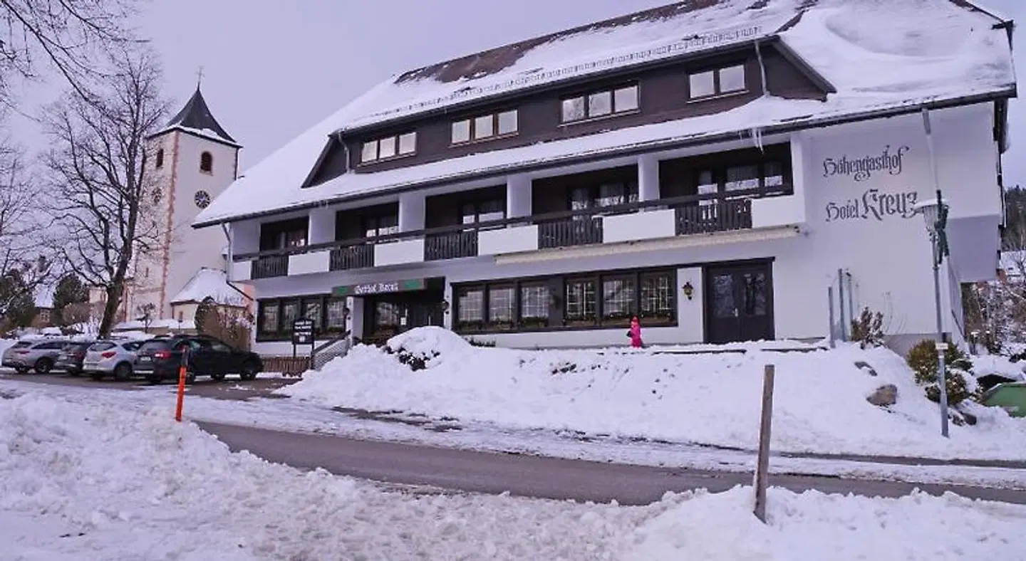 Kreuz EXTERIOR