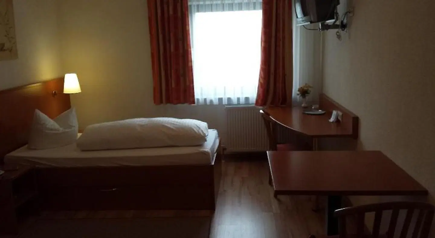 Am Exerzierplatz ROOM_EXAMPLE