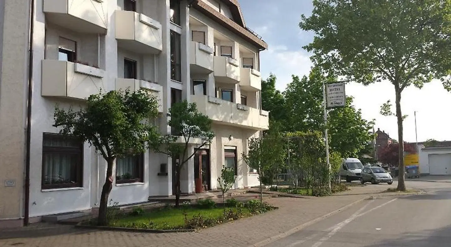 Am Exerzierplatz EXTERIOR