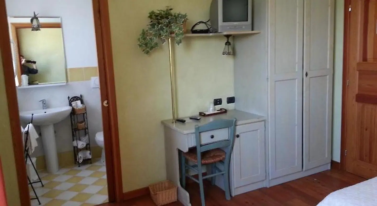 Borgonuovo ROOM_EXAMPLE