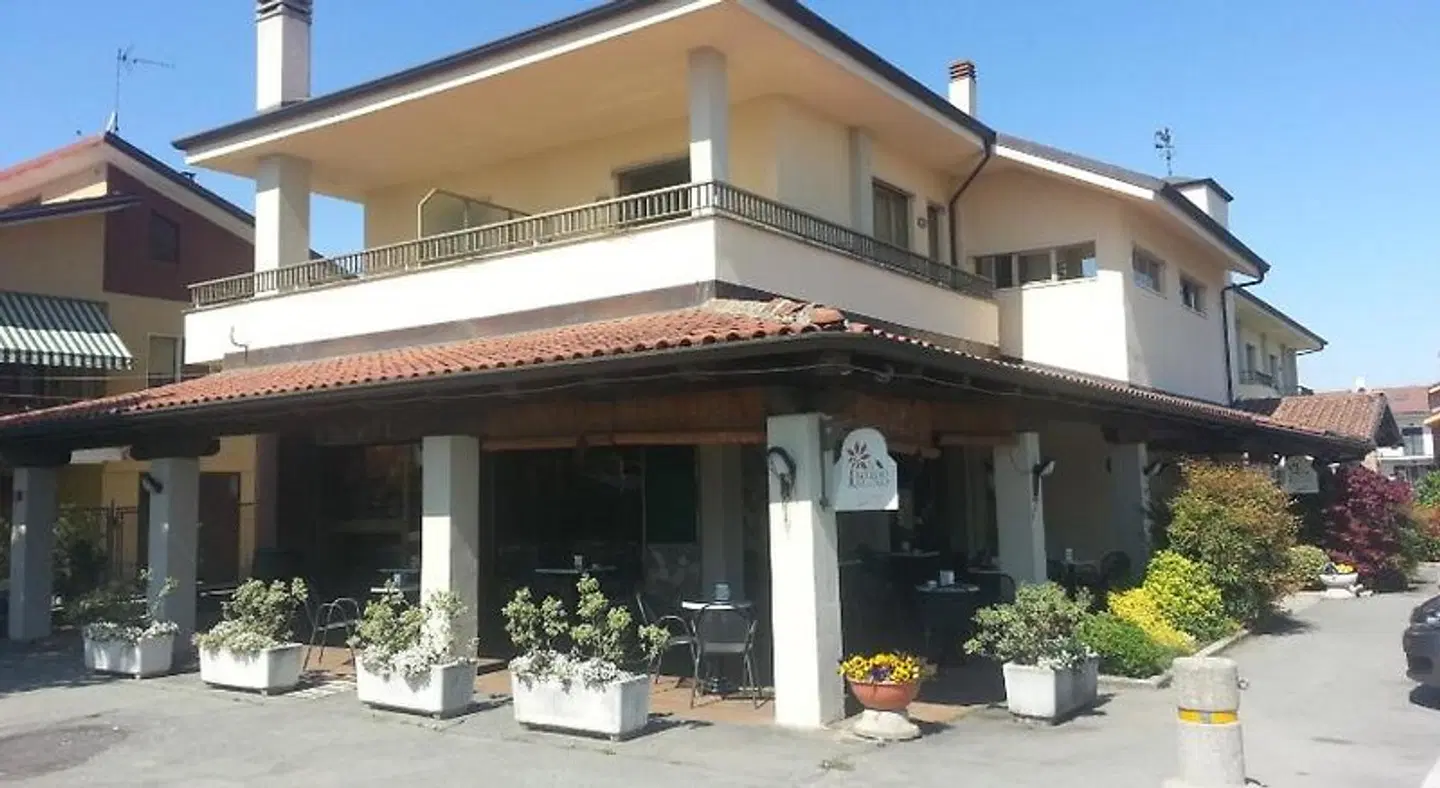 Borgonuovo EXTERIOR