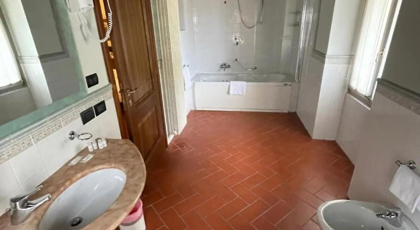 Depandance Antico Borgo La Muratella Badezimmer