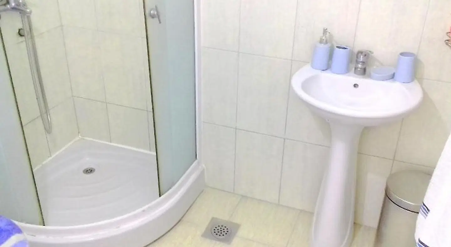 Pontino Apartments Badezimmer