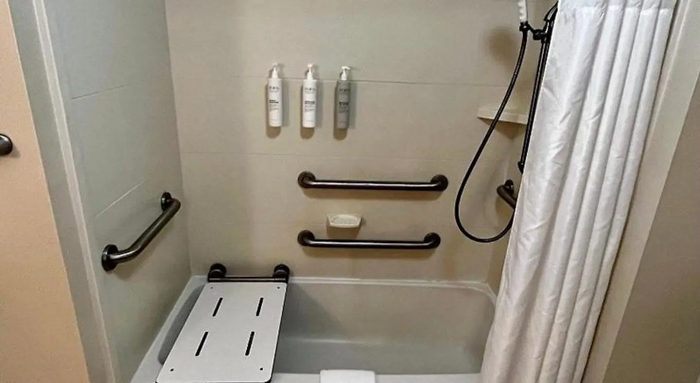 Hampton Inn Columbus/South-Fort Benning Badezimmer