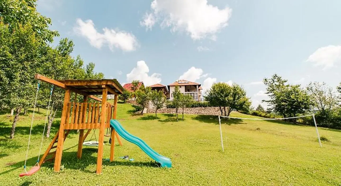 Jankovi Dvori SPORTS_AND_LEISURE