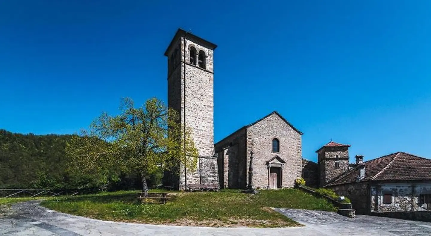 Ostello Podesteria di Gombola EXTERIOR