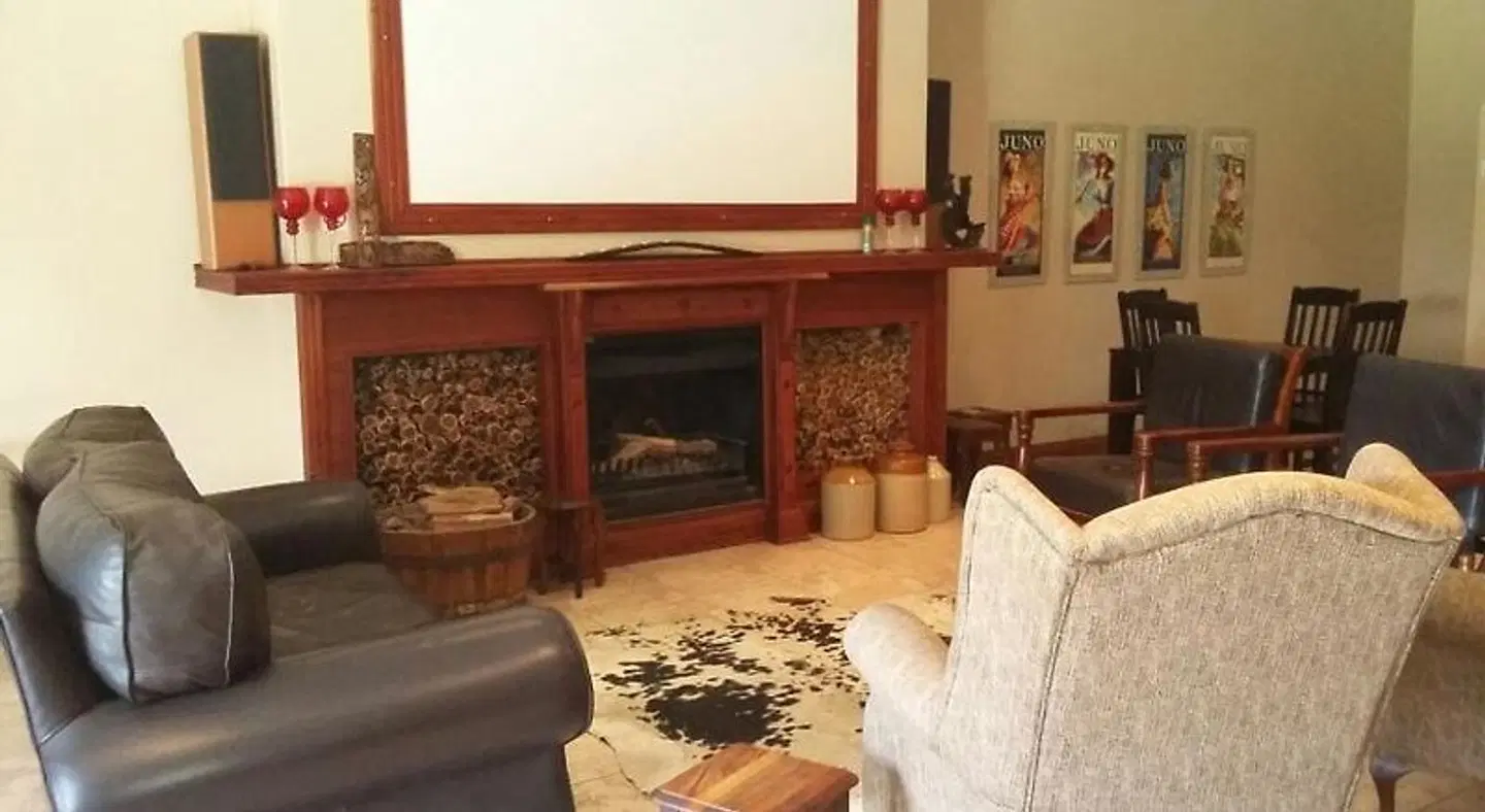 Lavender Lodge ROOM_EXAMPLE