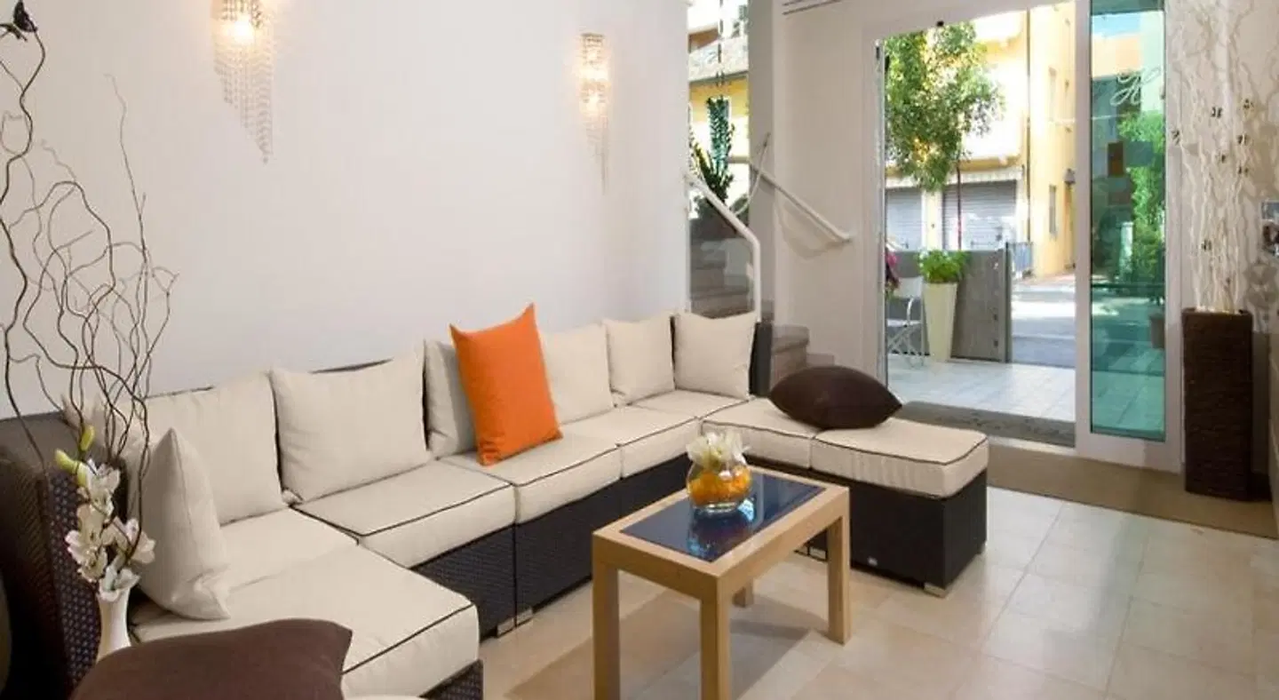 Muccioli LOUNGE_LOBBY
