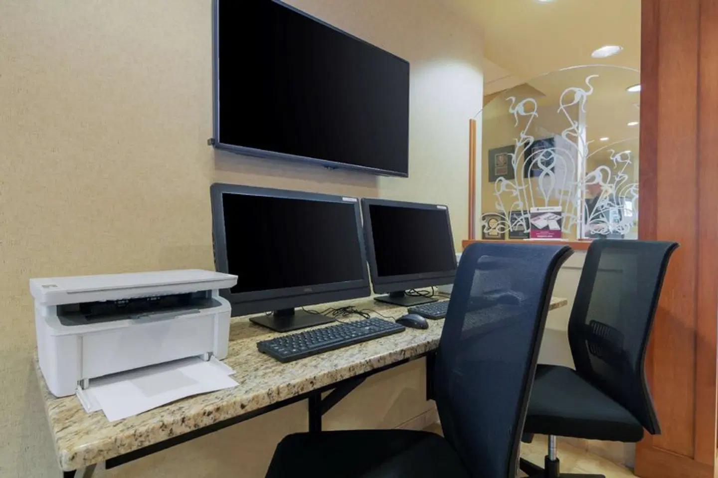 Best Western Plus Chemainus Inn ROOM_EXAMPLE