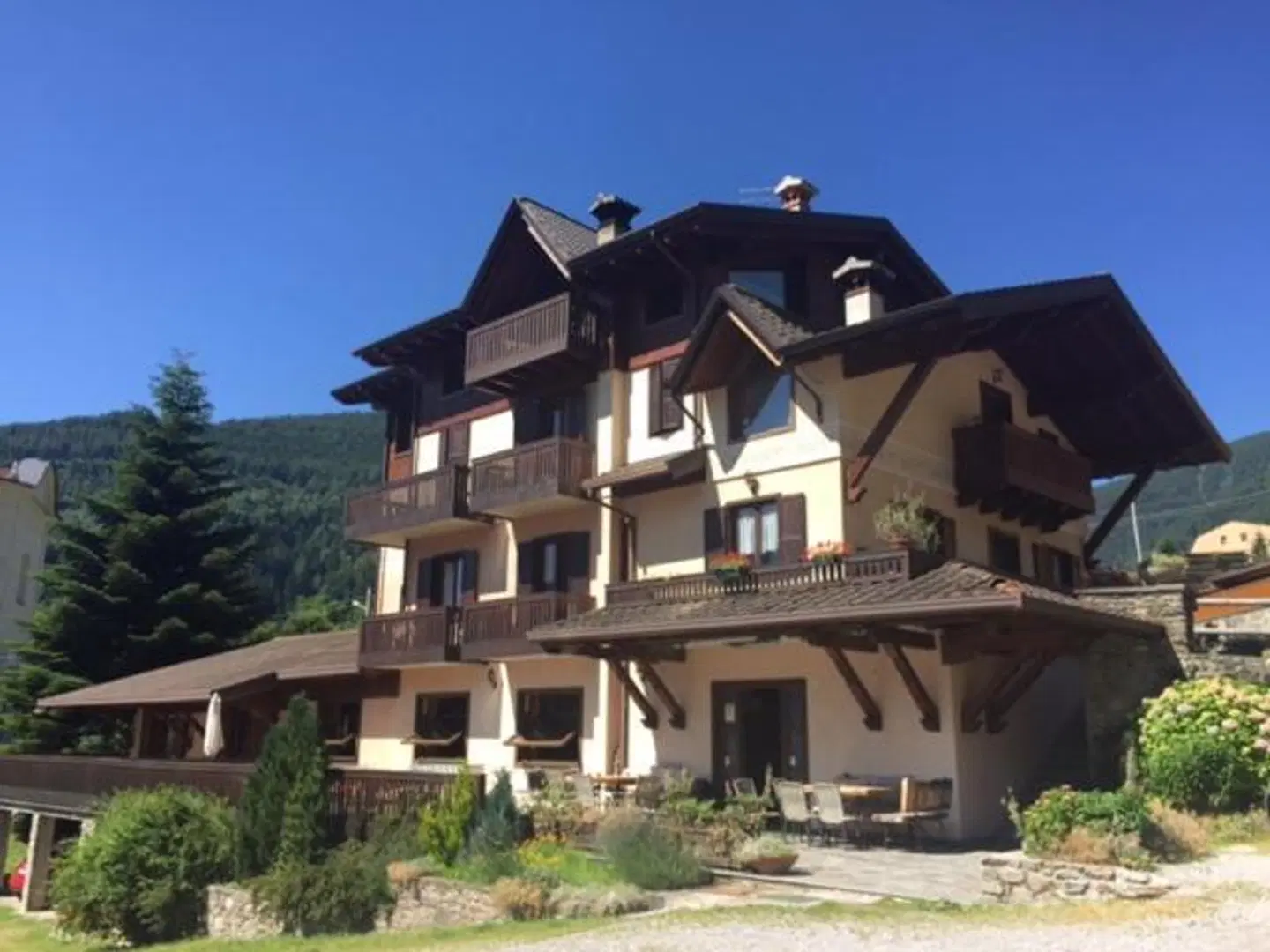 Albergo Quai EXTERIOR