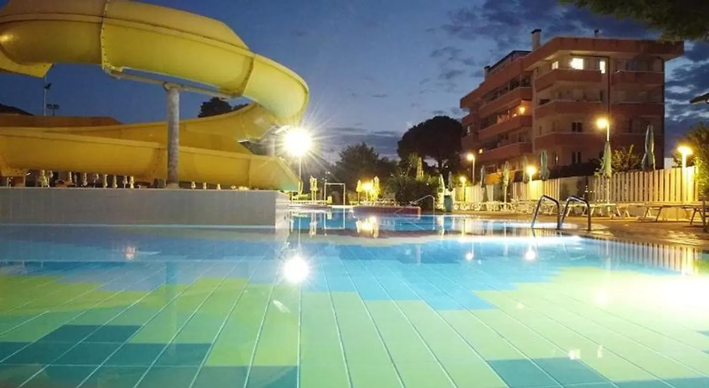 SoleMare Hotel & Residence OUTDOOR_POOL